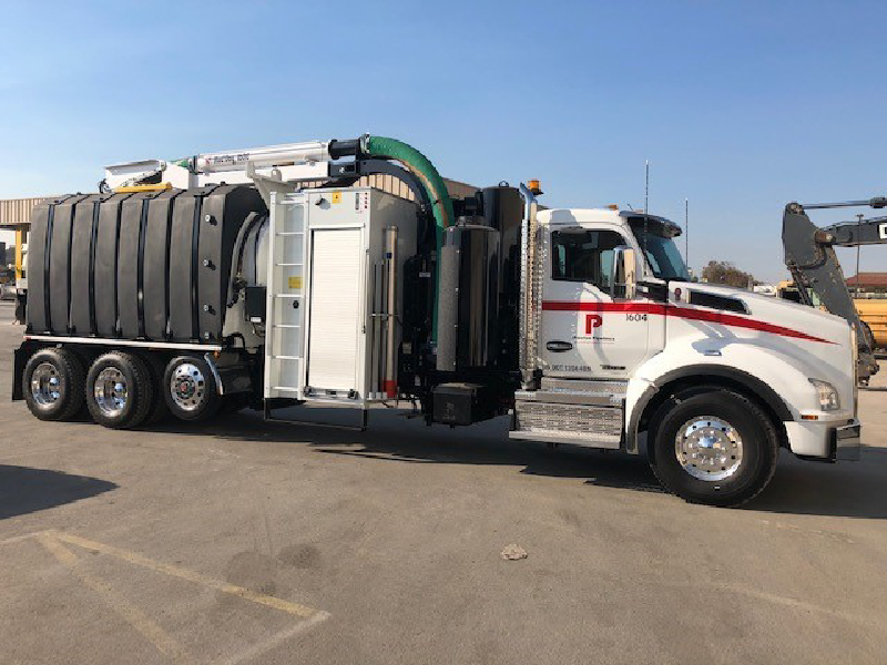 The Mud Dog 1600 Hydro Vac Truck